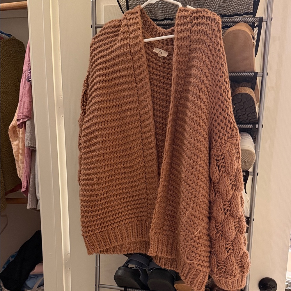 Chunky Knit Cardigan in Warm Mauve